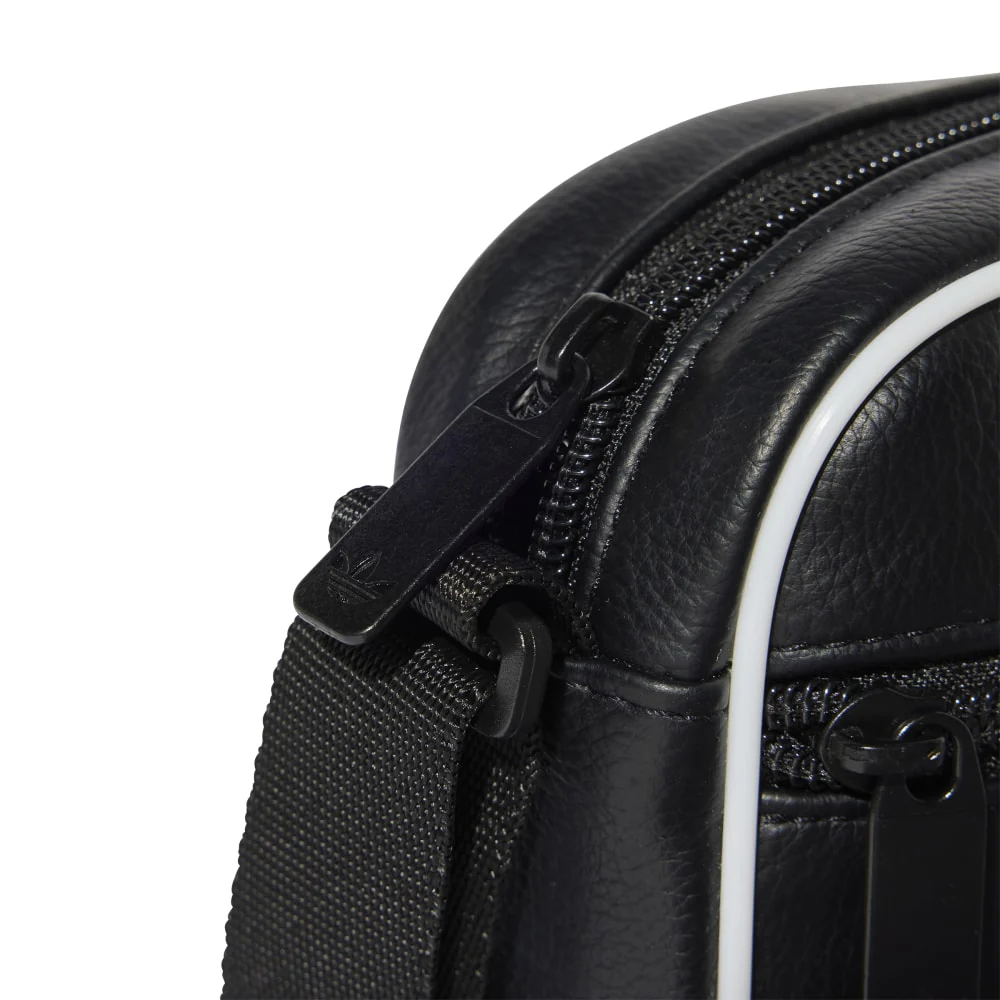Adicolor Classic Mini Airliner Bag - Image 5