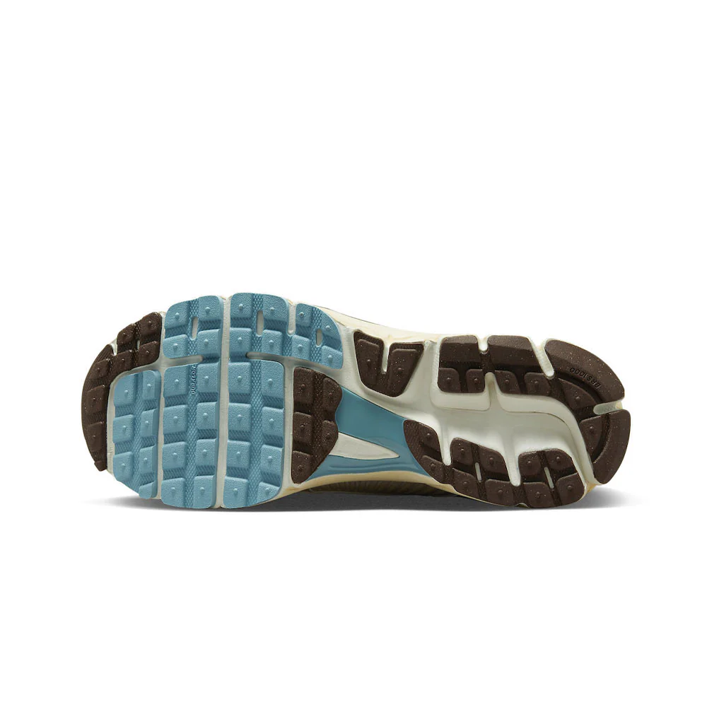 W NIKE ZOOM VOMERO 5 - Image 6